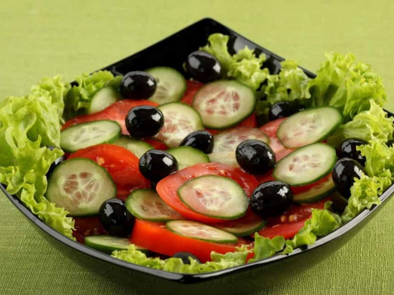 Tomato and Olives Salad